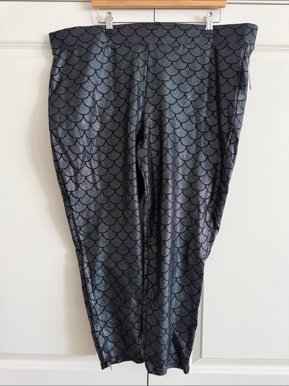 Torrid mermaid foil leggings sz 4